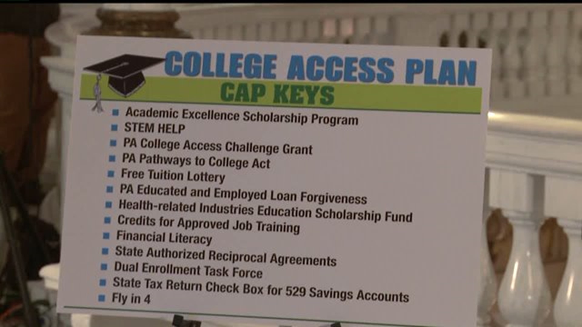 Bills proposed to lower costs for students in Harrisburg