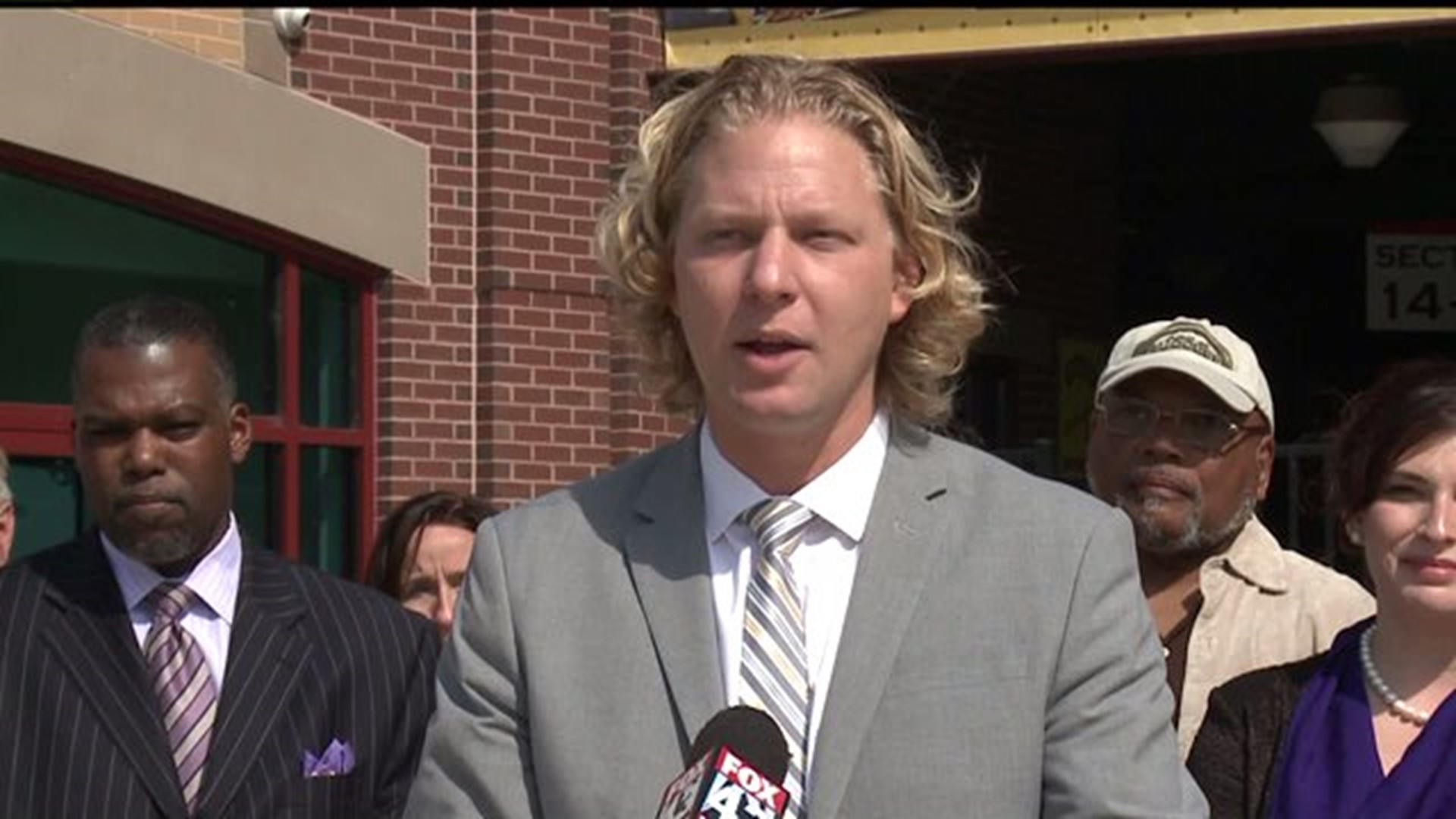 Rep. Kevin Schreiber Discusses Career Fair in York