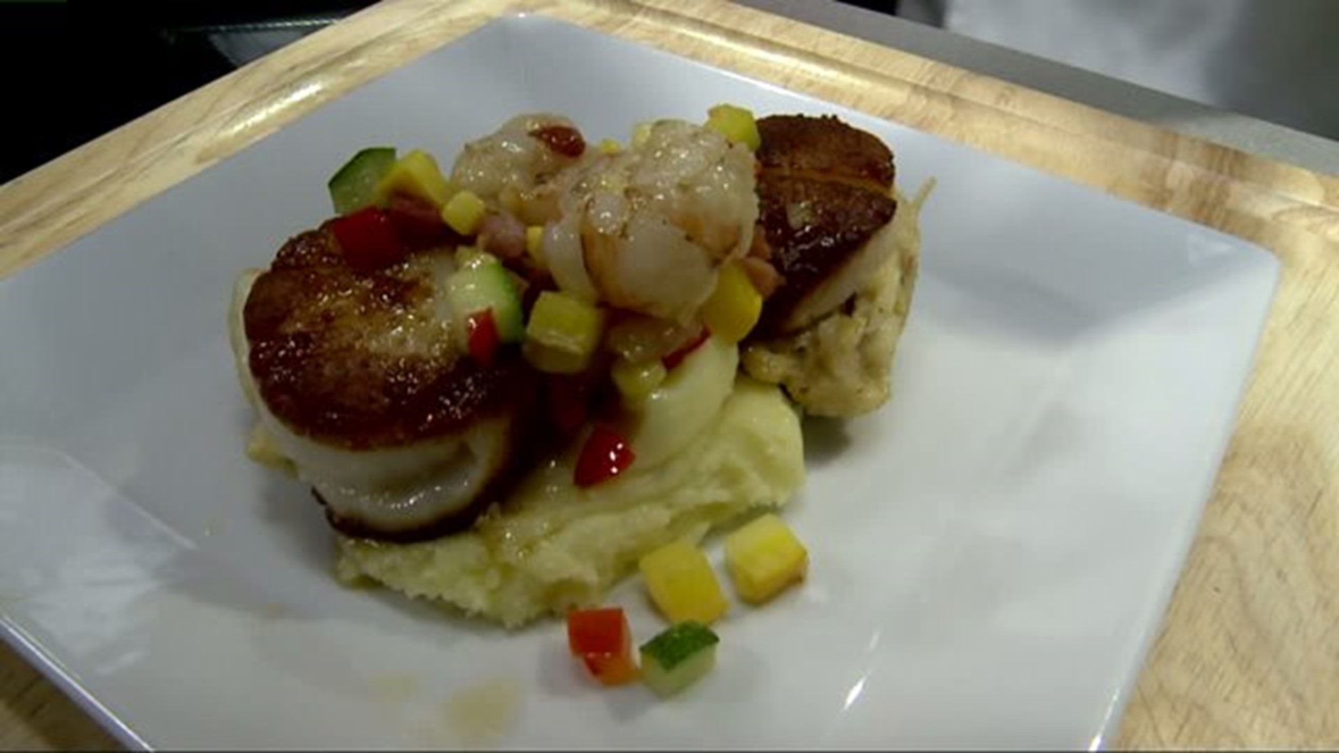 Stuffed scallop with crab plating
