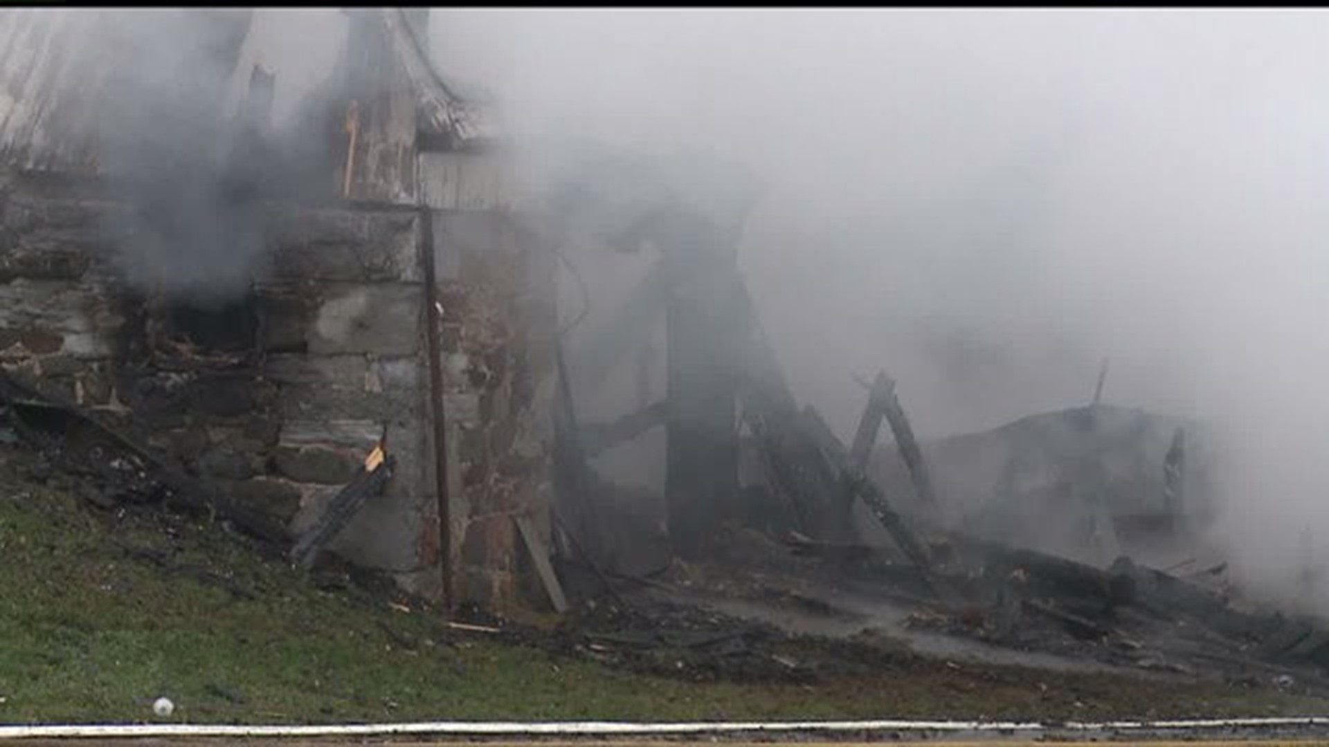 Crews battle 2-alarm barn fire in Lebanon | fox43.com