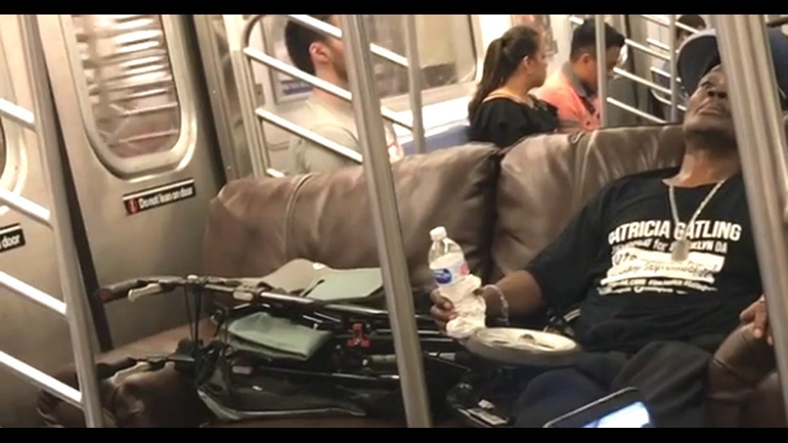 Man brings his own seat onto NYC subway train and it’s a full leather