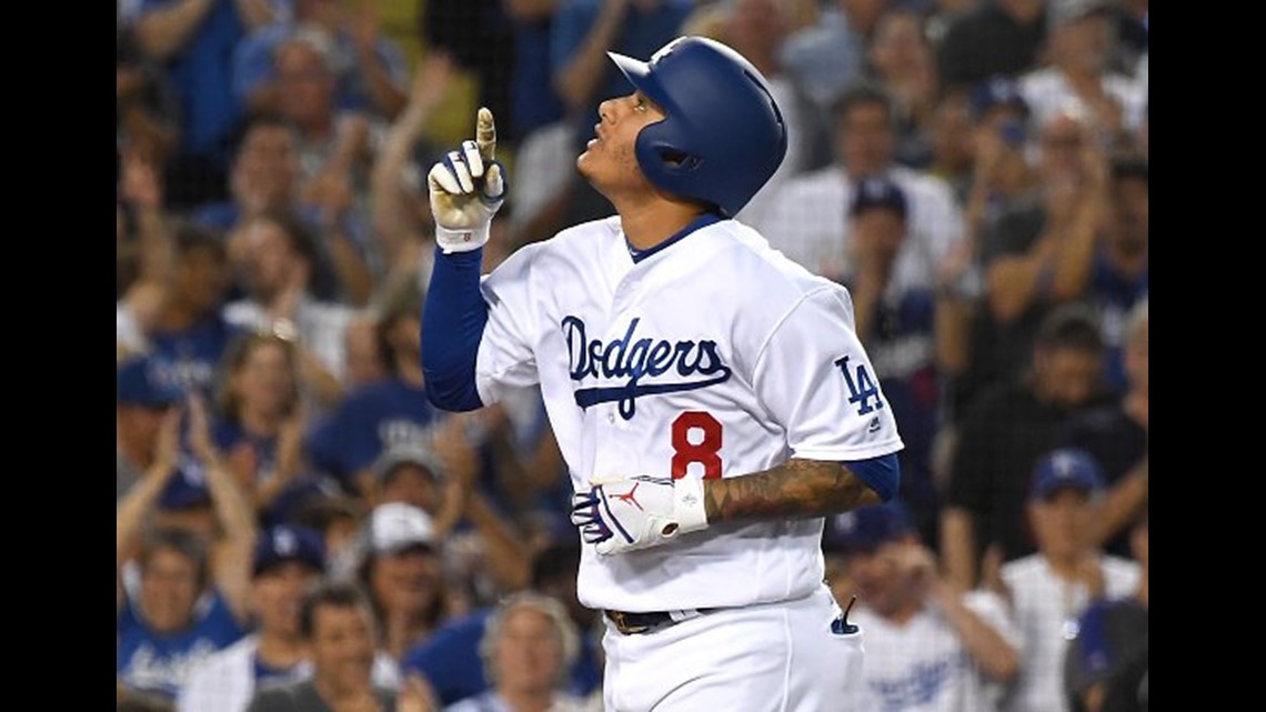 Manny Machado signing 10-year, $300-million deal with San Diego Padres:  source - The Globe and Mail