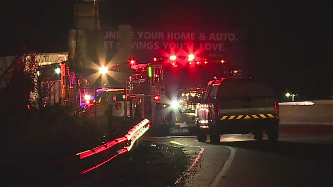 Fatal crash closes I-83 southbound at Route 30 in York County