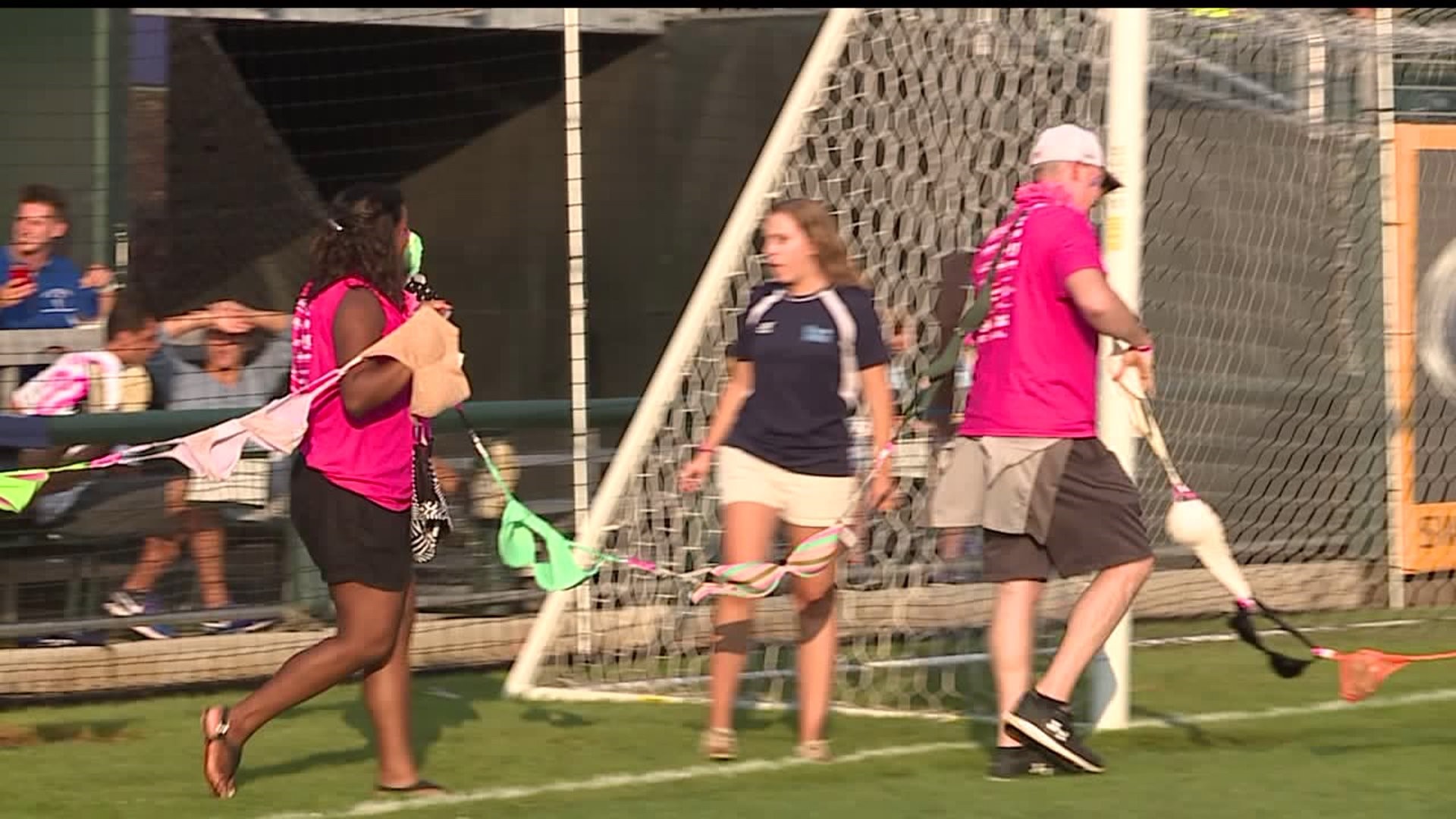 Breast cancer survivors lead human chain of bras from City Island into Harrisburg