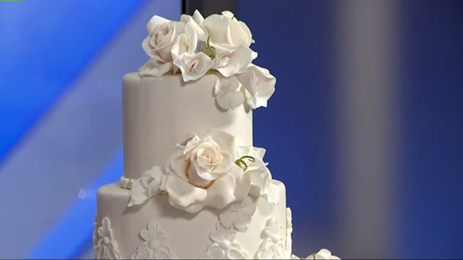 FOX43 Wedding Week: Couture Cakery