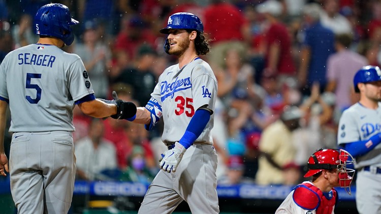 Watch: Dodgers' Trea Turner's viral smooth slide vs. Phillies