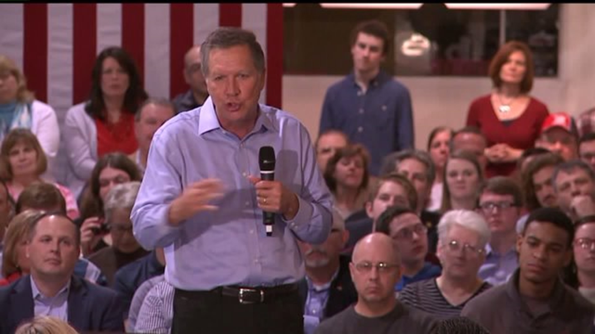 GOP Kasich makes a stop in Central Pa