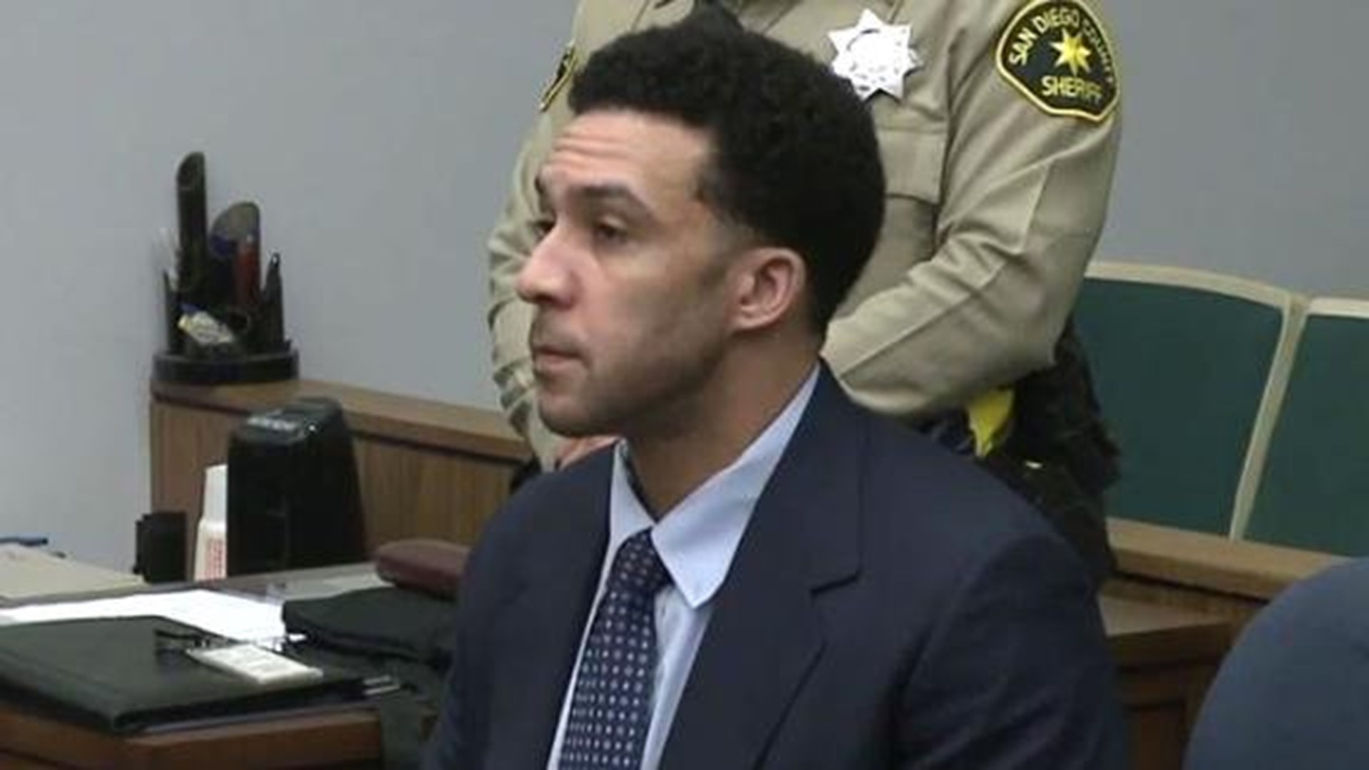 Former Nfl Player Kellen Winslow Ii Pleads Guilty To Sexual Assault