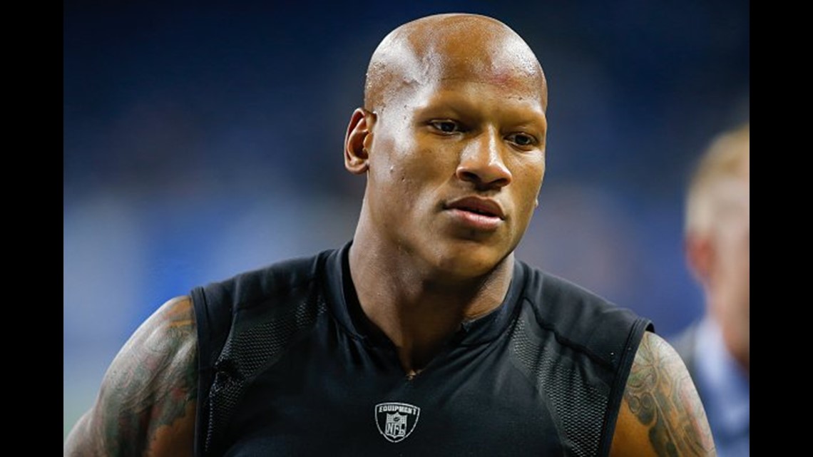 Reports: Steelers LB Ryan Shazier suffered spinal contusion