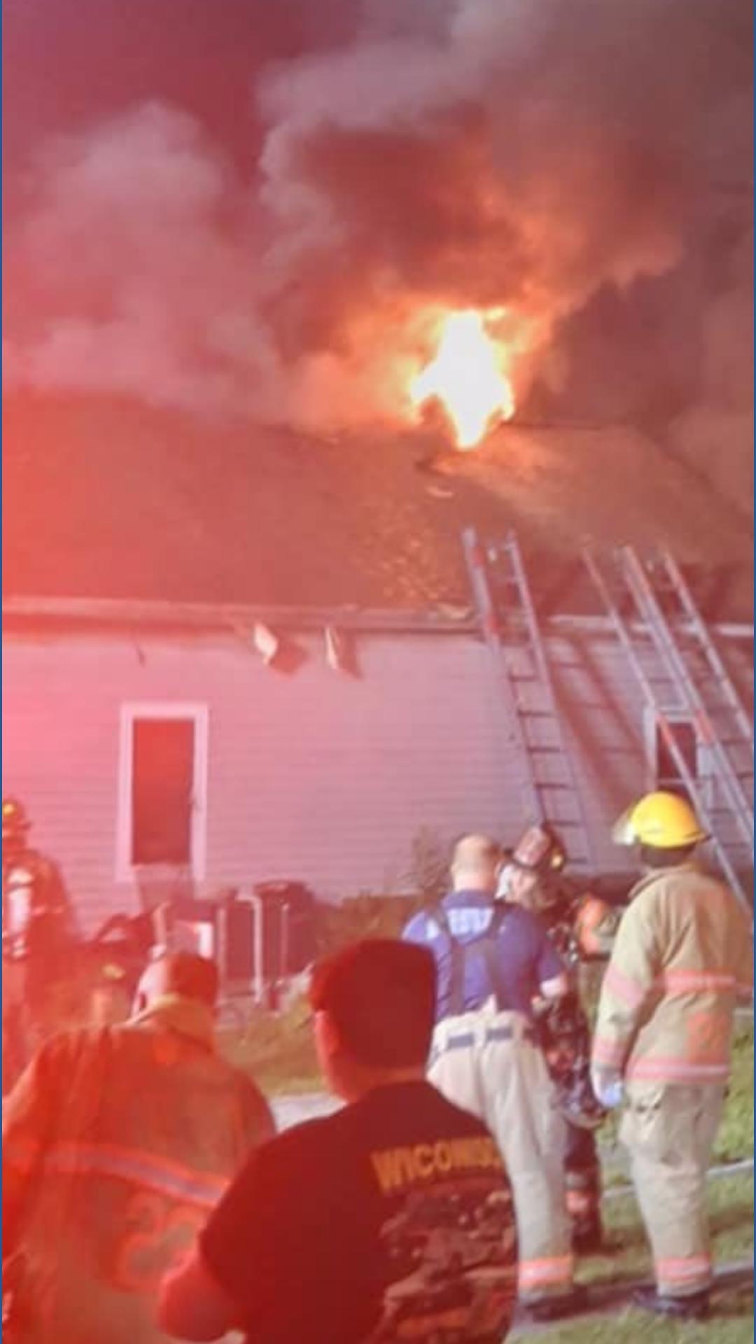 Early morning garage fire under control in Dauphin County | fox43.com