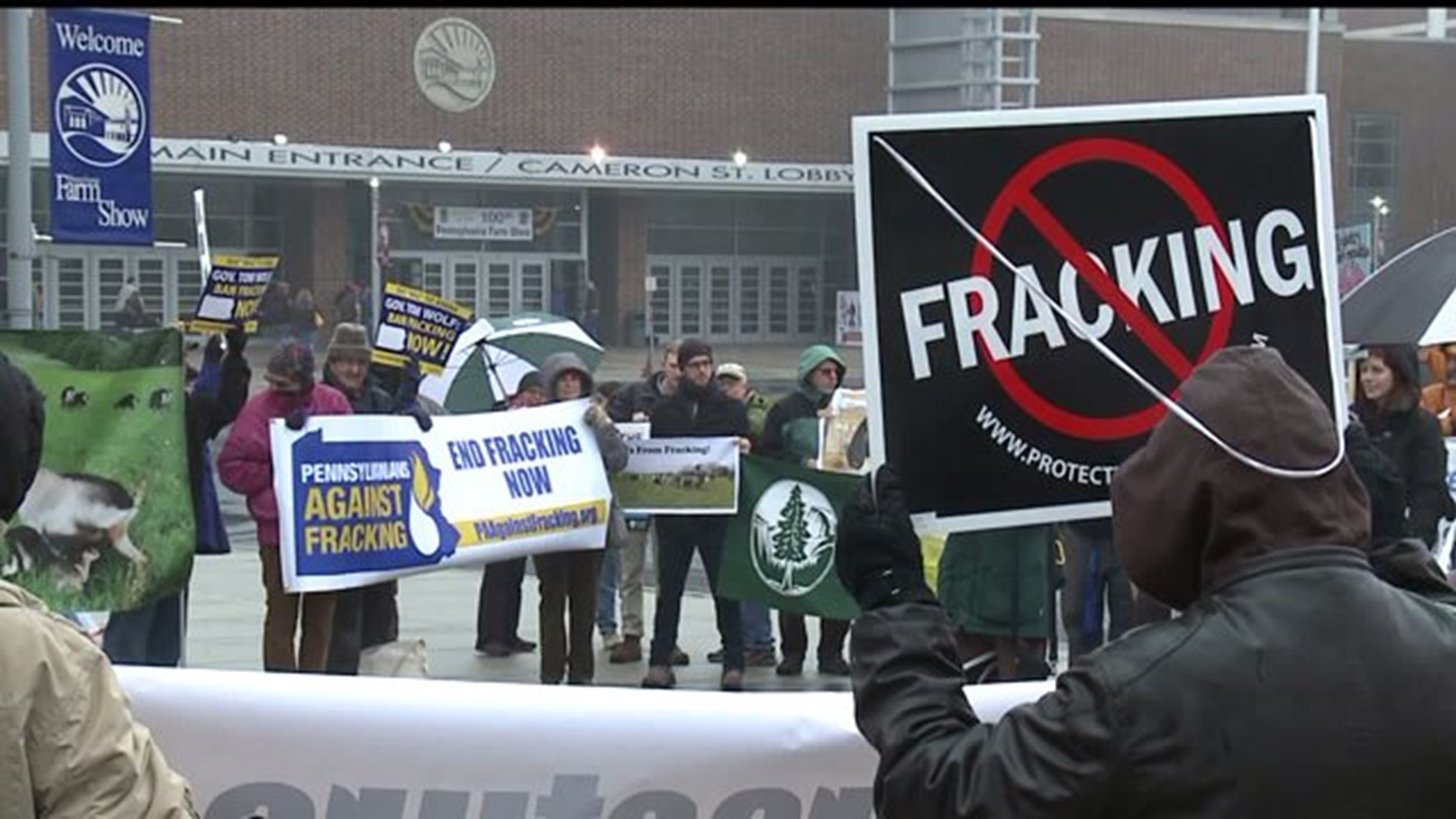 Pennsylvania farmers urge Governor Wolf to stop fracking
