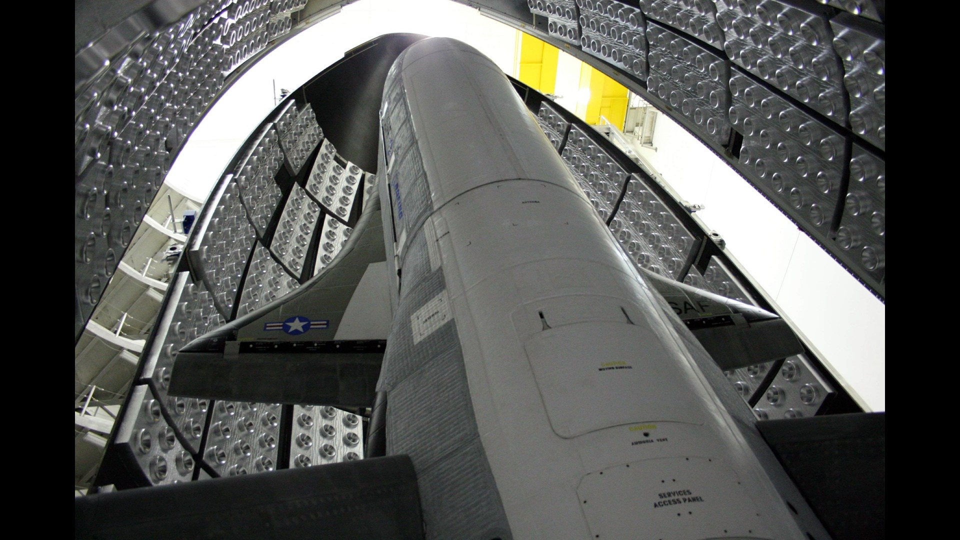 Air Force’s Mysterious X-37B Spacecraft Sets New Record For Time In ...