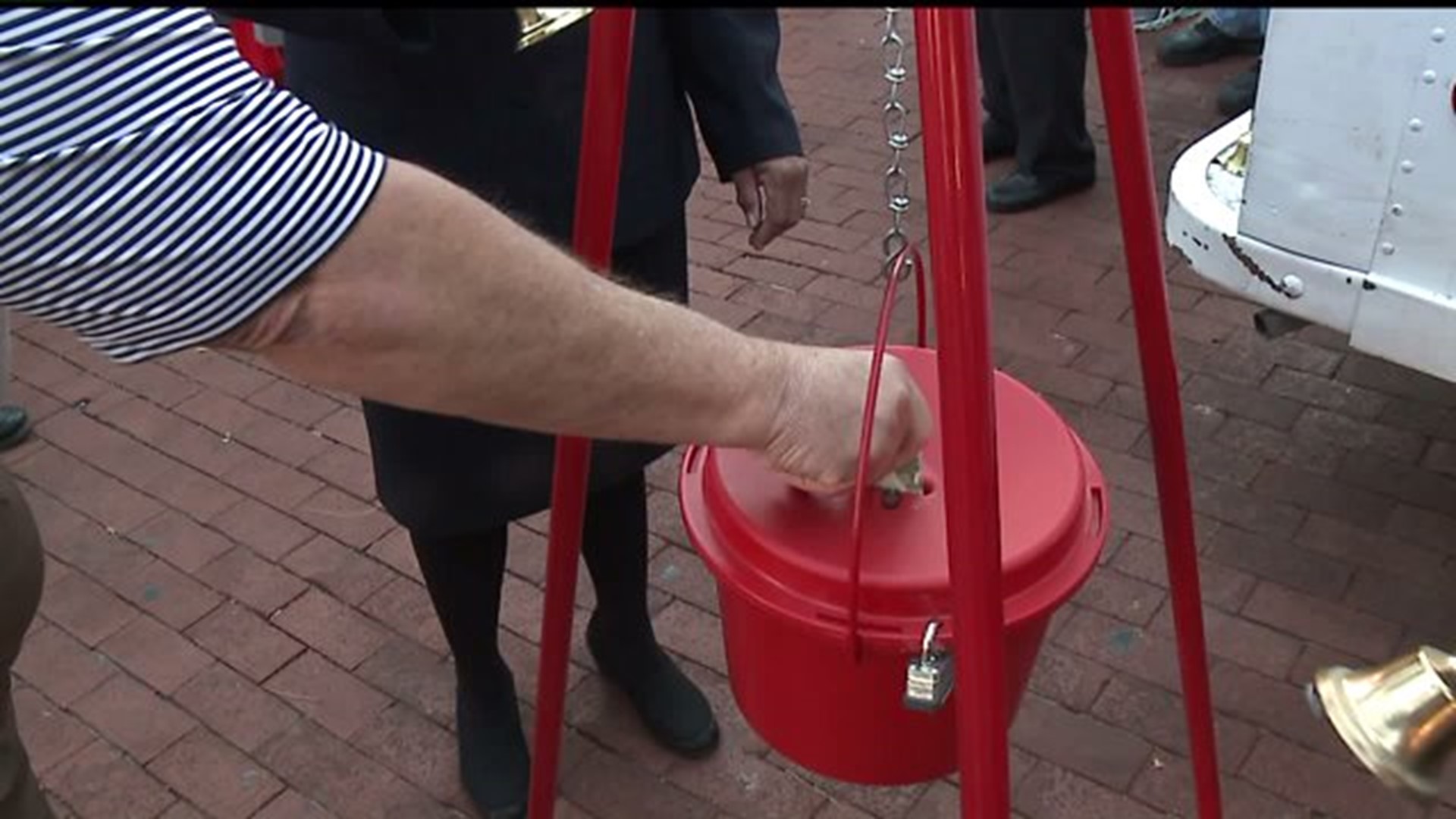 Red Kettle Campaign kicks off in York