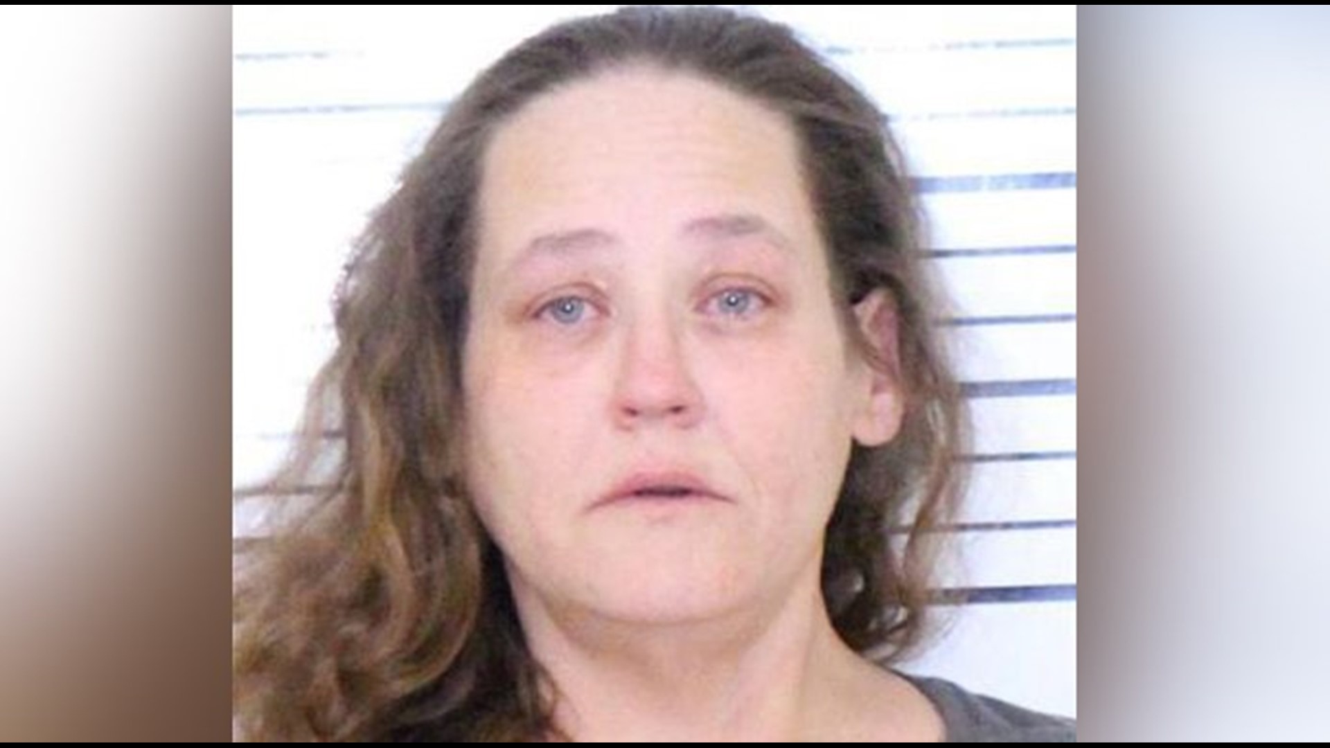 Mom charged after 15-year-old found living alone in ‘unsanitary ...