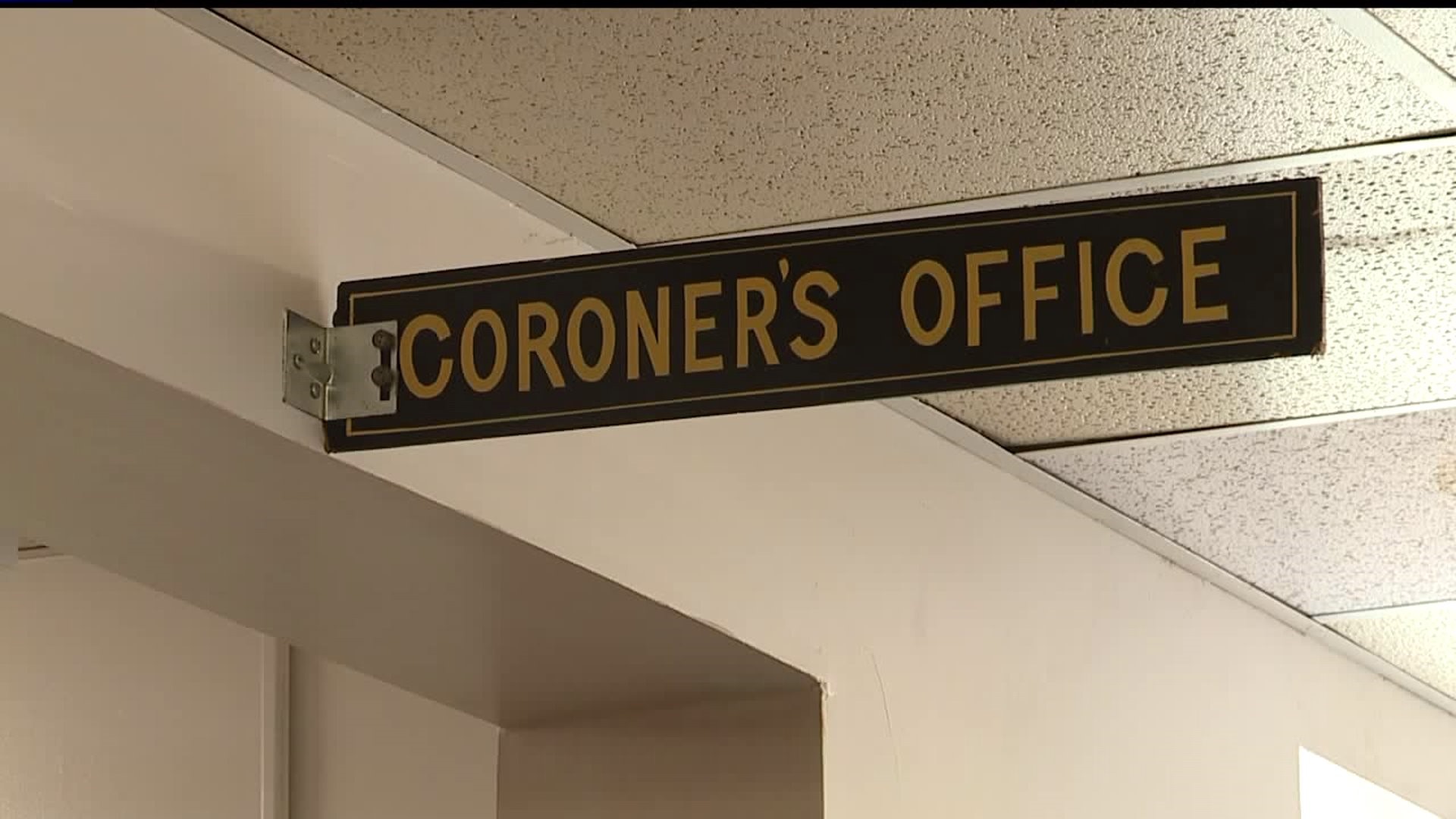 Coroner wants a county morgue
