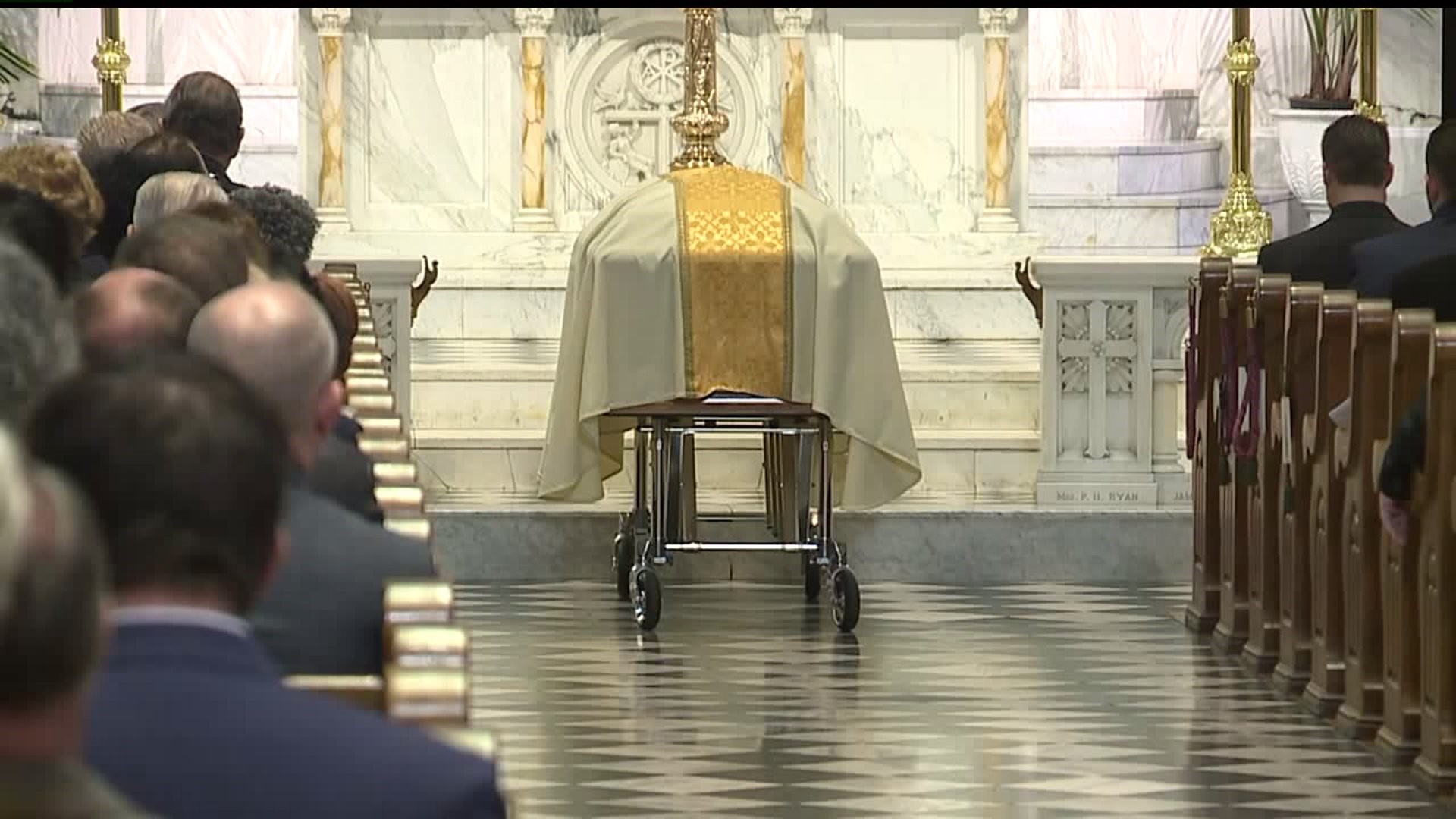 Funeral held for late mayor of Harrisburg Stephen Reed