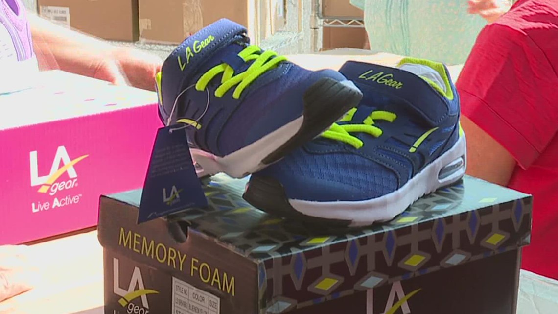 More than 800 socks and sneakers donated for Lancaster area children in need - Vimarsana News