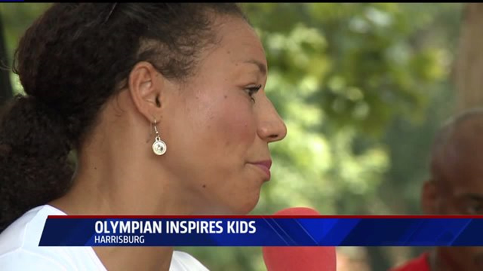 Olympic Silver Medal Winner visits Harrisburg to inspire kids
