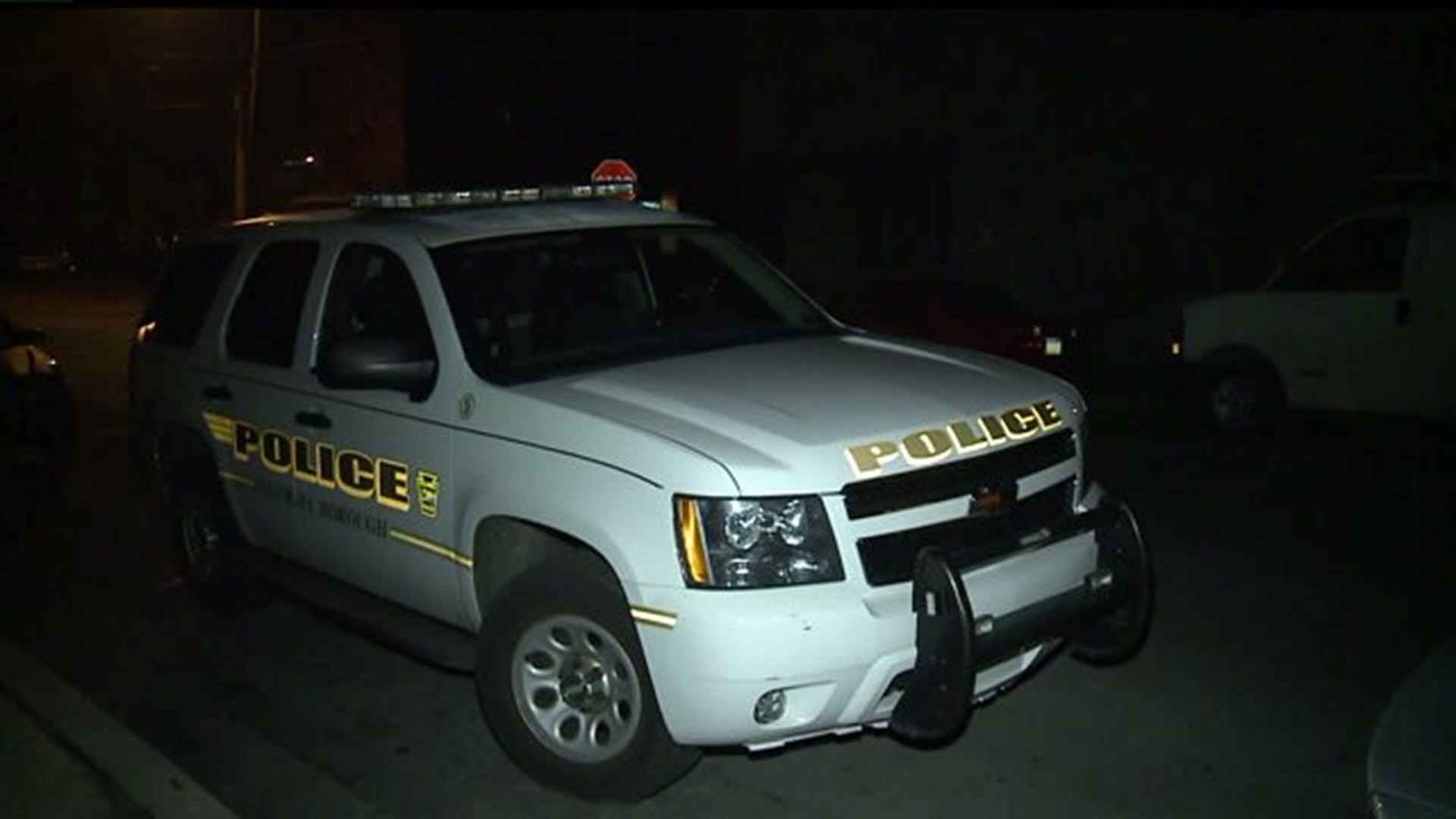 One teen injured in overnight stabbing in Lancaster