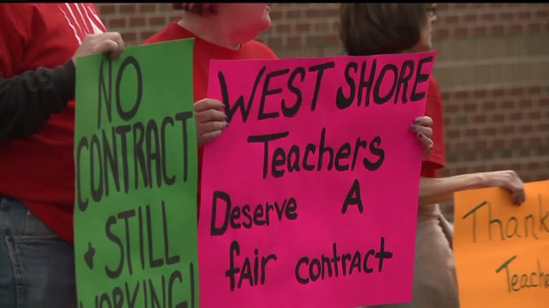 West Shore teachers rally for contract negotiations | fox43.com