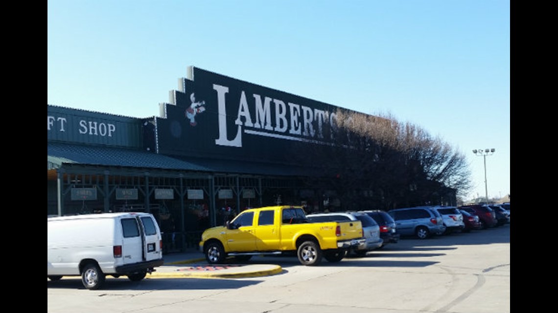 Woman sues ‘Throwed Rolls’ restaurant after she was hit, injured by