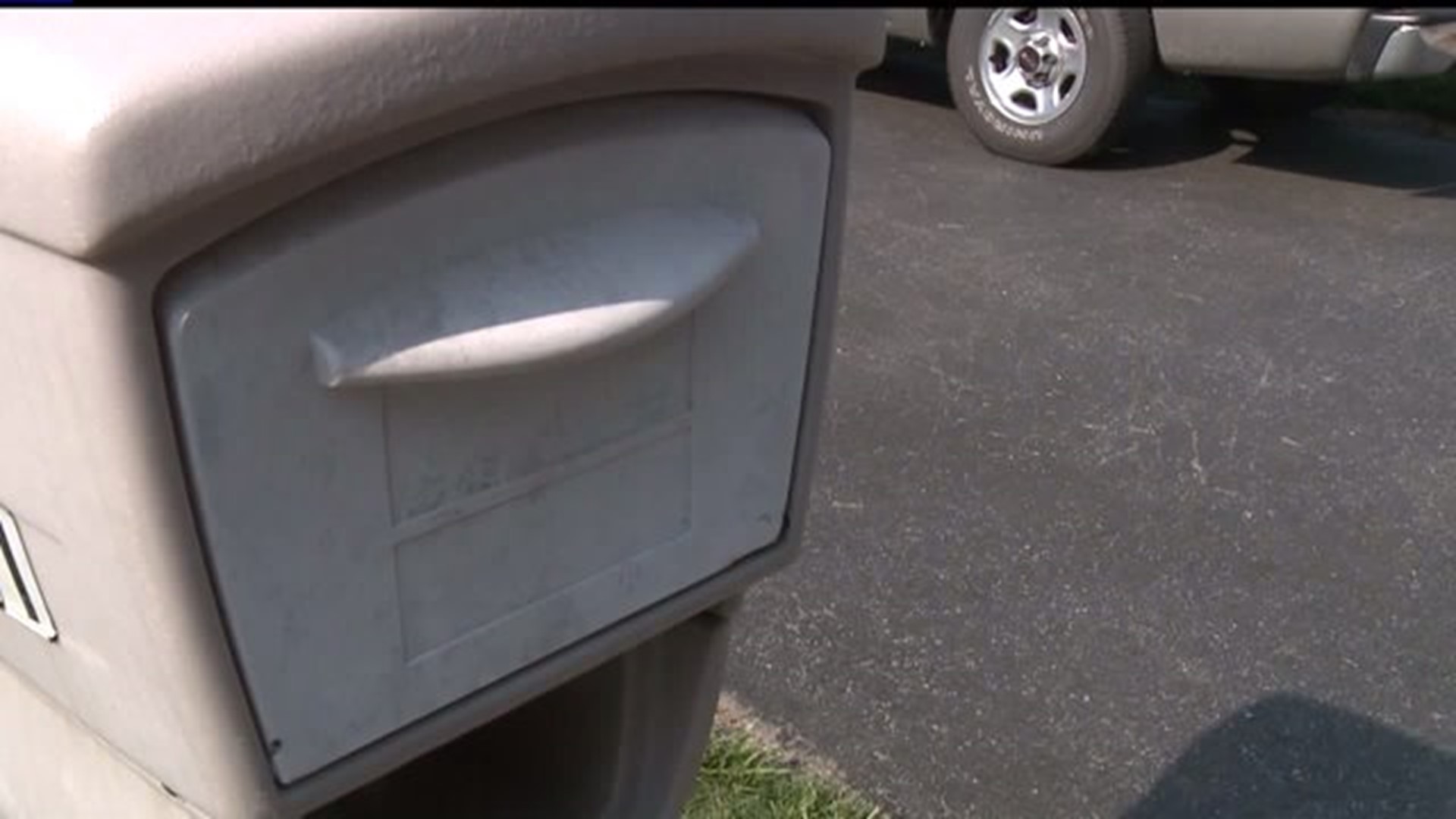 Checks Stolen From Mailboxes in Columbia