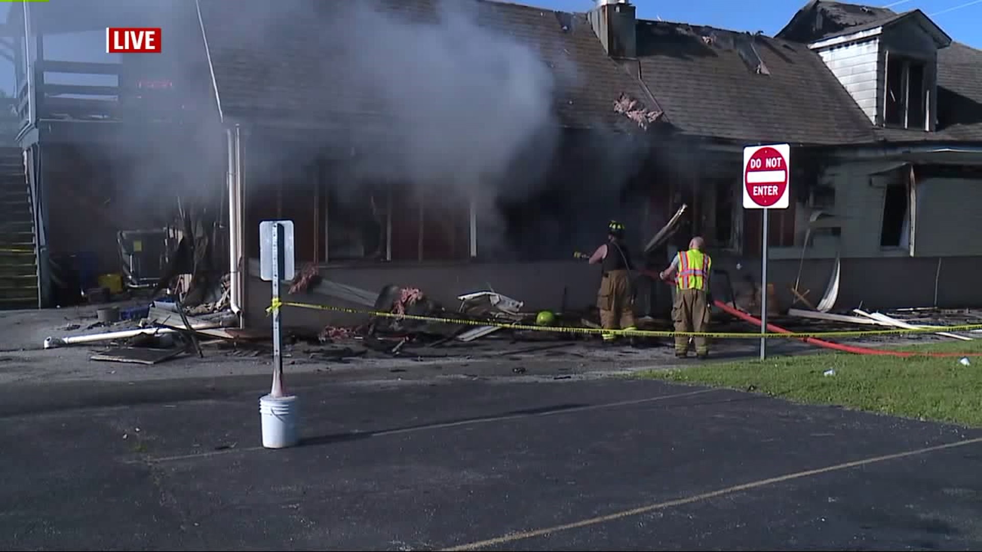 Eight people displaced after pizza shop, apartment building fire in Biglerville