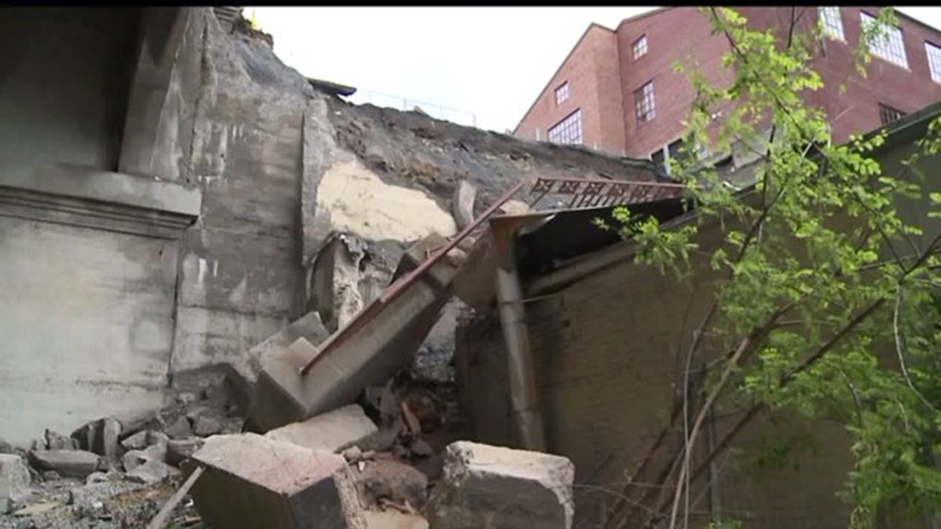 PennDOT internal investigation finds agency not liable for wall collapse