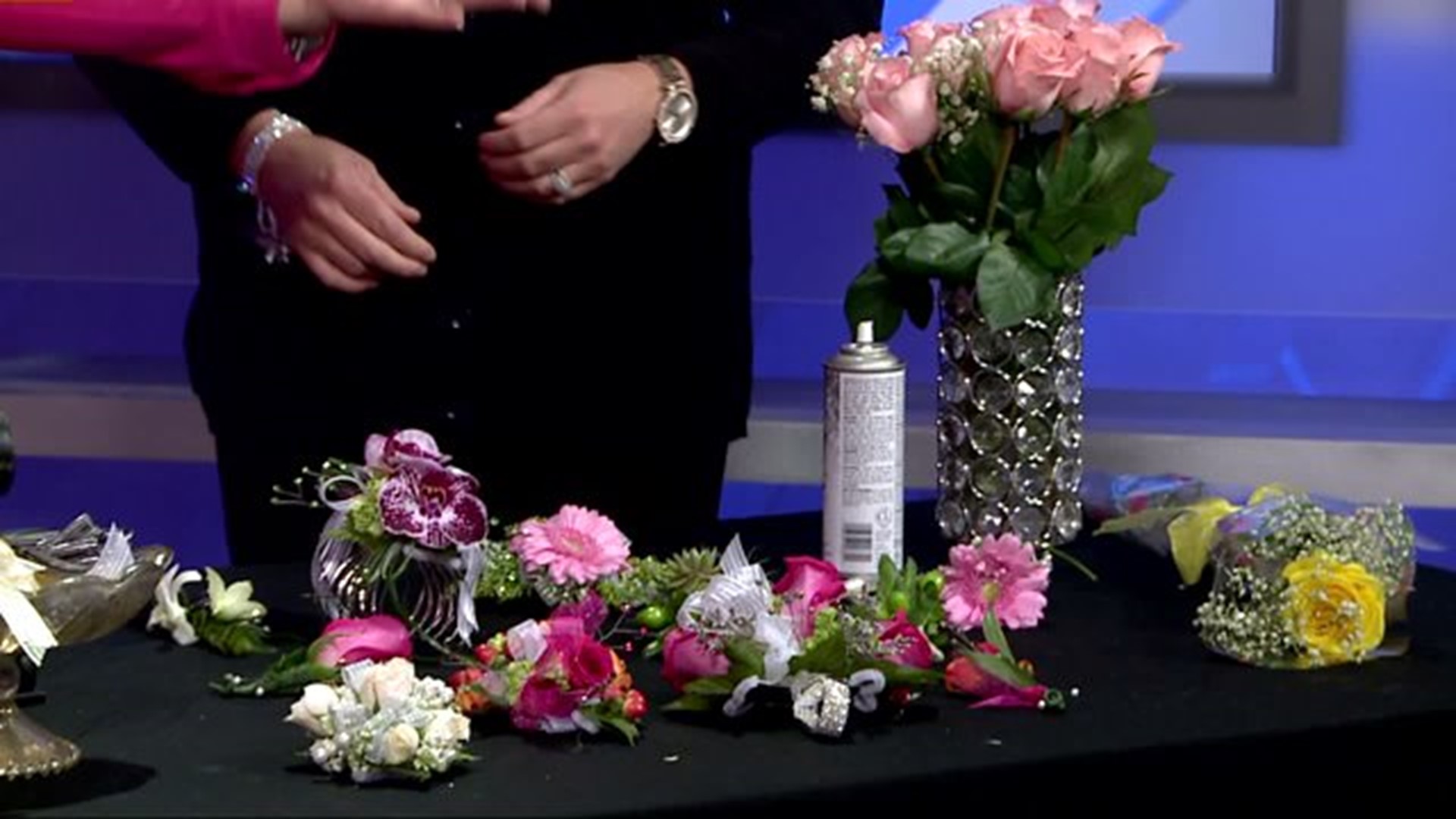 Royer`s Flowers informs on latest prom trends