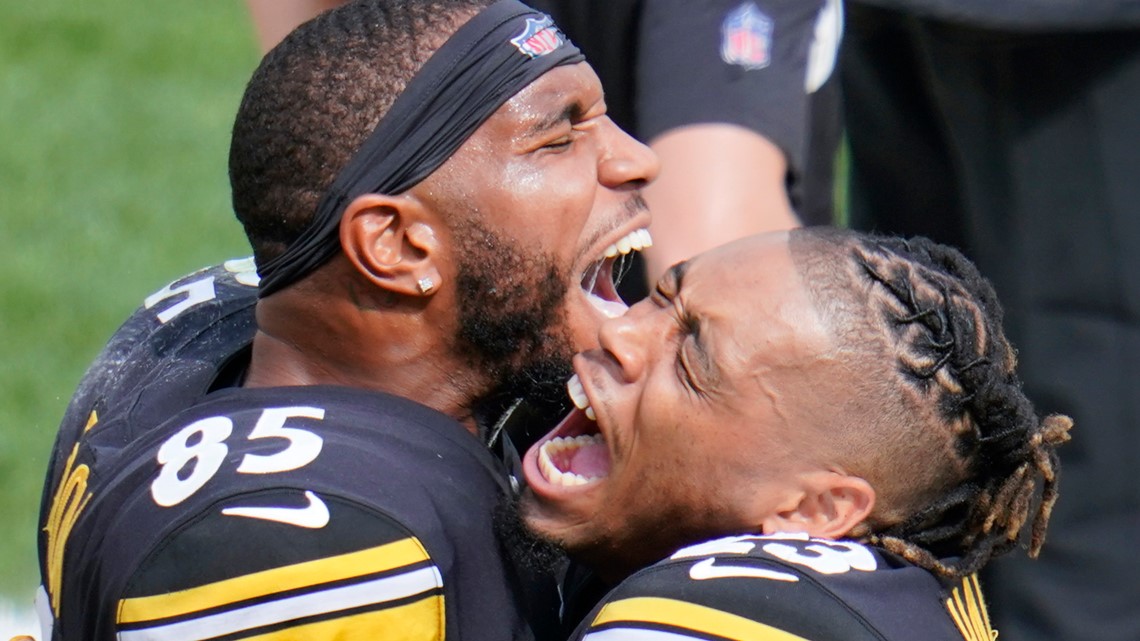 Defense, Snell, Big Ben carry Steelers over Giants, 26-16