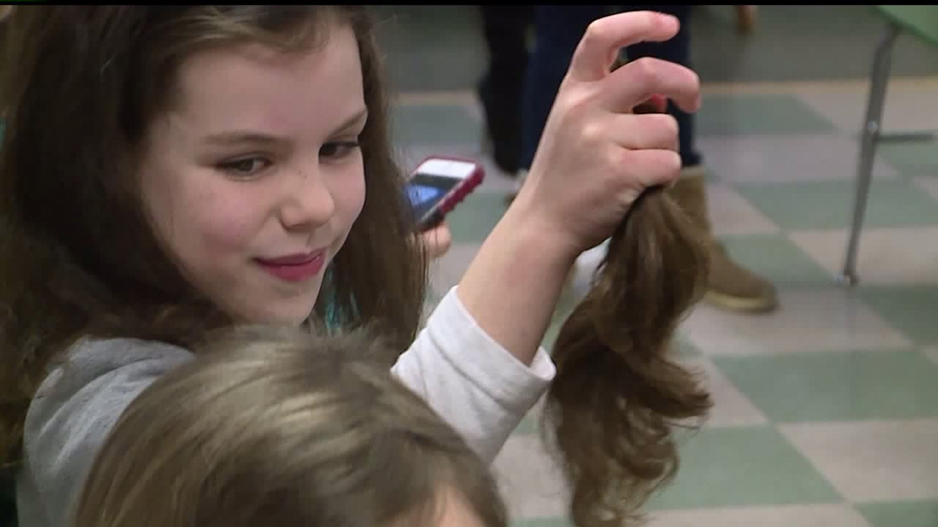 Harrisburg school hosts hair-cutting event to honor Dr. Martin Luther King, Jr.