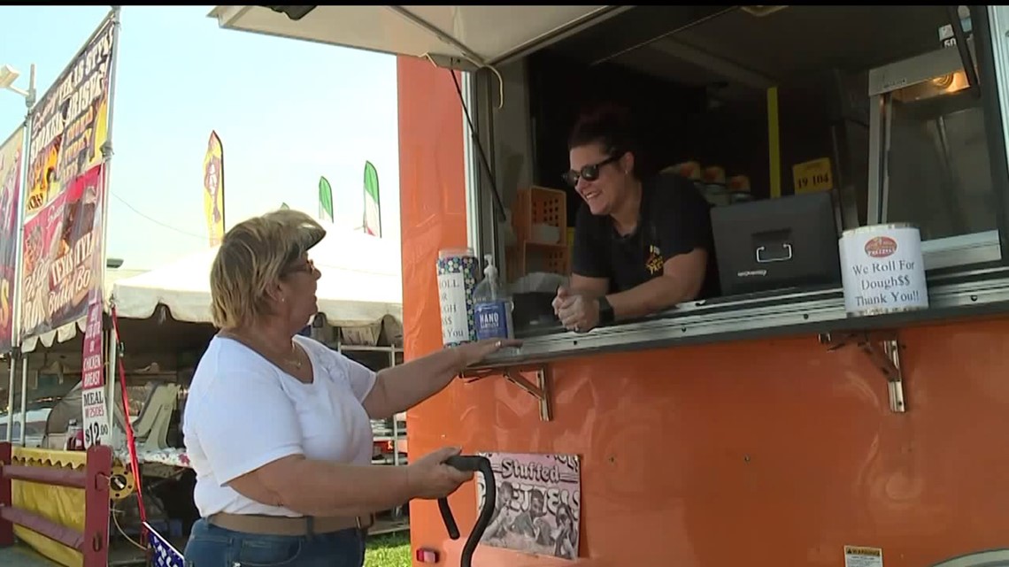 Woman delivers free, homemade food to York Fair vendors