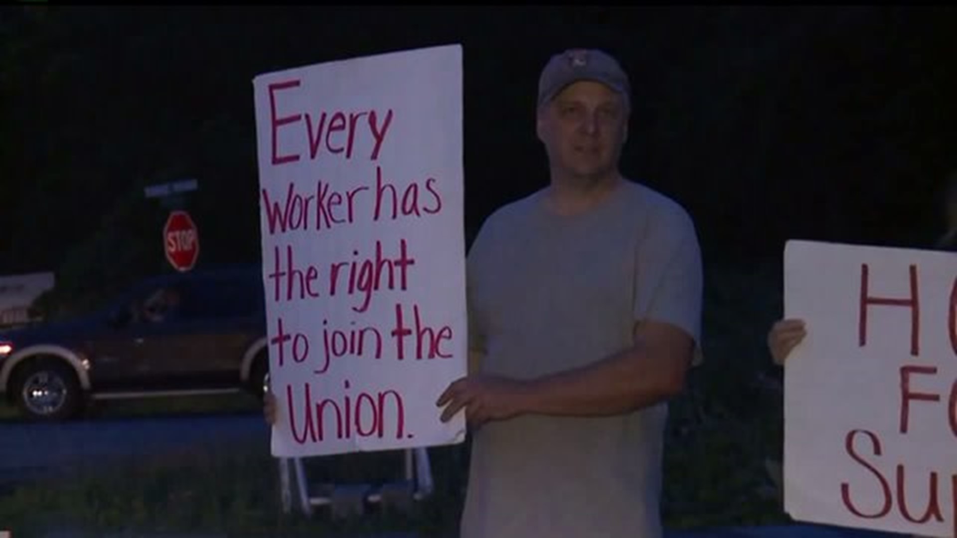 Hollywood Casino Workers on Strike