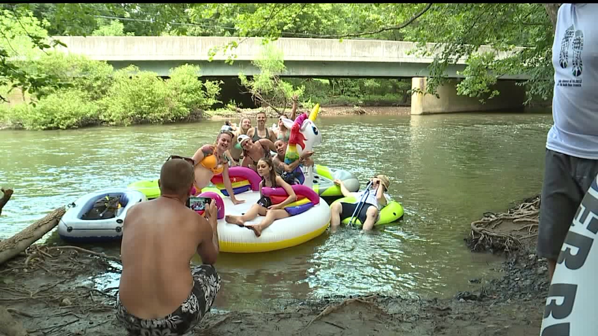 Recovery float for people impacted by addiction