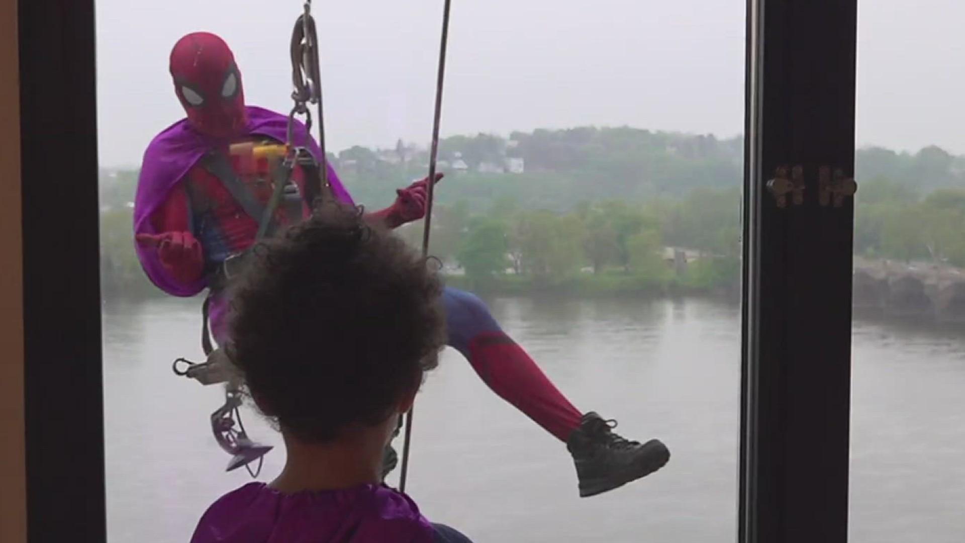 Friday's rain didn't stop some super window washers from making a surprise visit to kids at UPMC Children's Hospital!