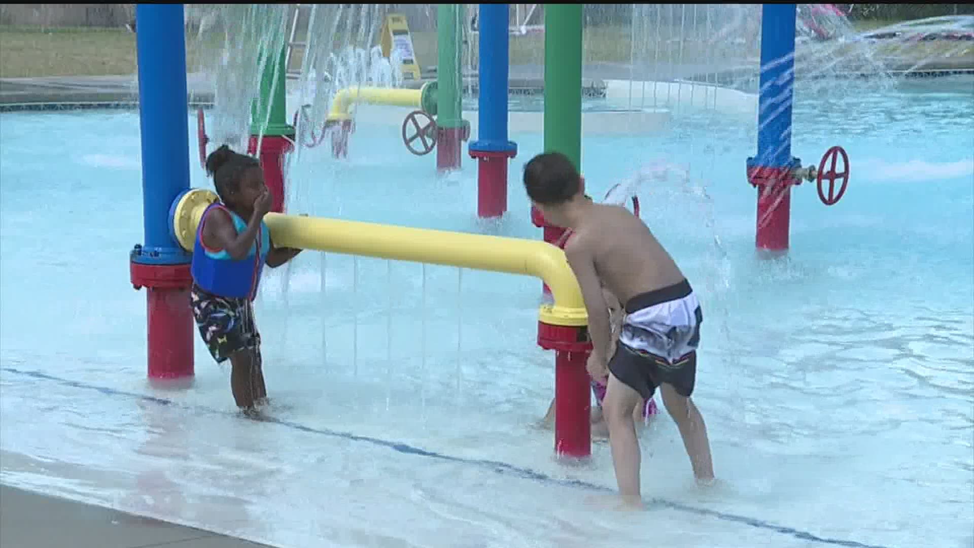 Doctors say you can still have plenty of fun in the summer sun, but it's important to remember these tips from the Center for Disease Control and Prevention.