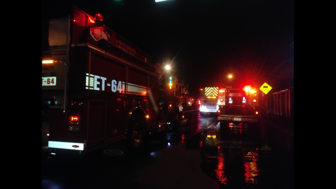 Eight people displaced after pizza shop, apartment building fire in