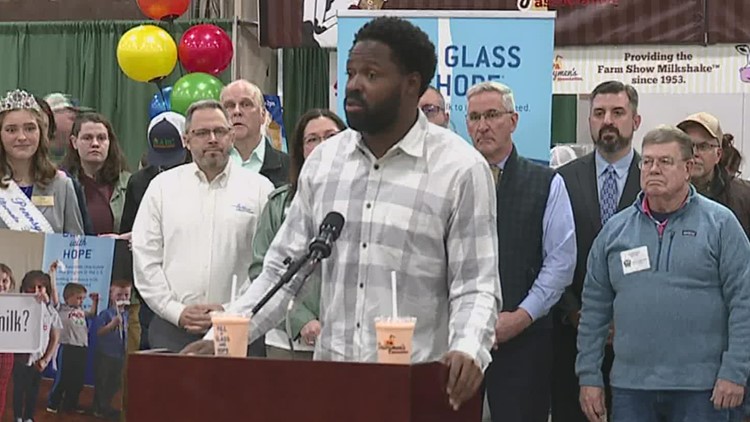 Torrey Smith helps serve up a 'Glass of Hope' at PA Farm Show  | Sunday Sitdown
