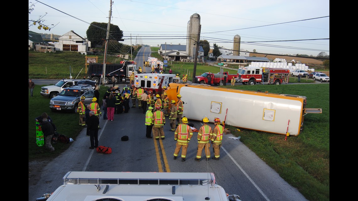 Students taken to hospital after bus crash in Lancaster County | fox43.com
