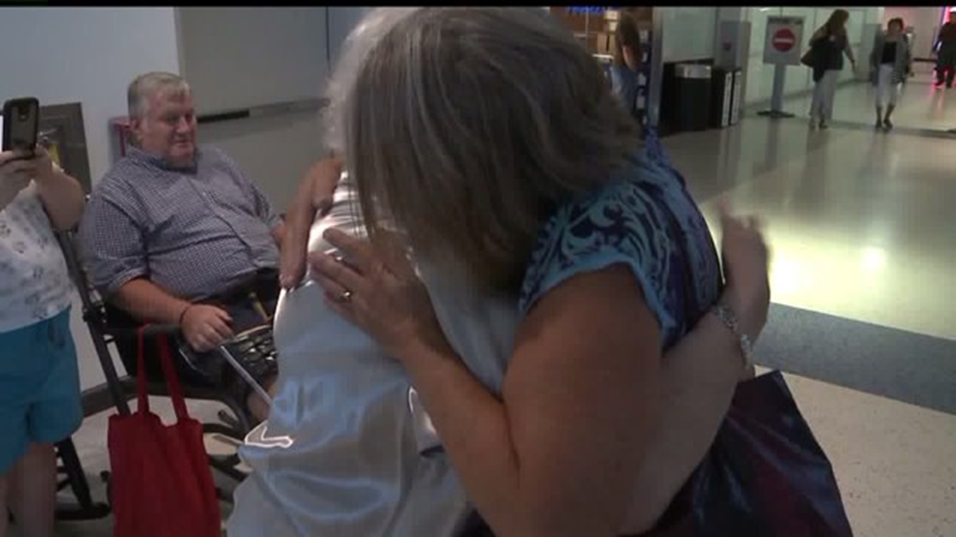Mother reunites with daughter she had not seen since birth