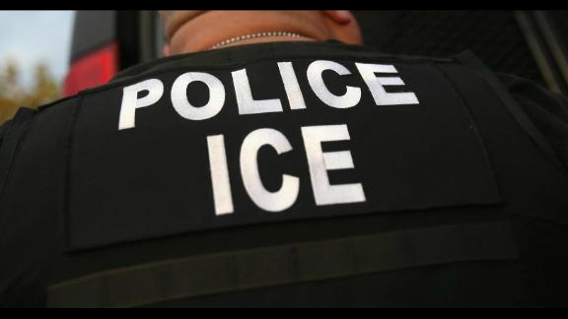ICE set to begin immigration raids in 10 cities on Sunday | fox43.com