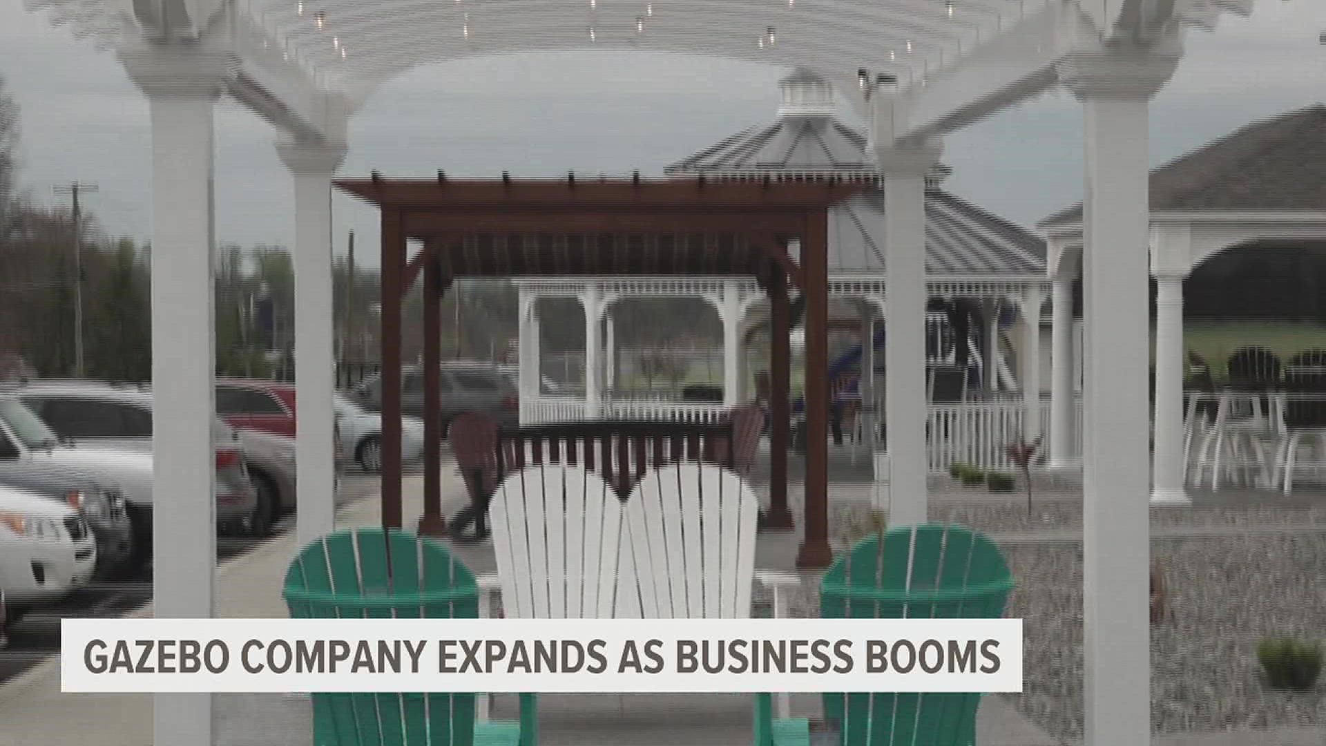 Country Lane Gazebos celebrated the grand opening of its new 1000 square foot facility in New Holland on Saturday.