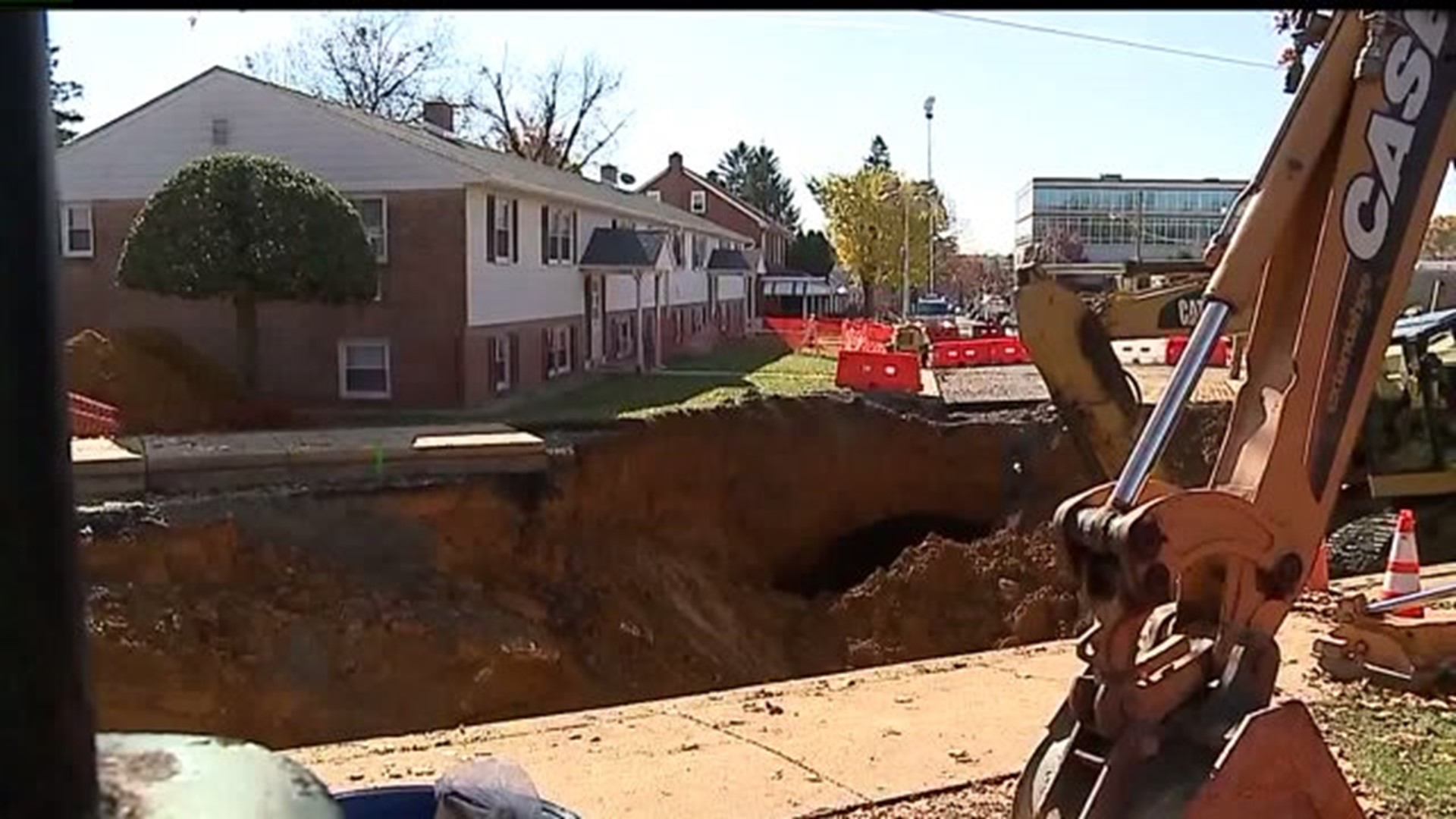 Some families allowed to return after Ephrata sinkhole