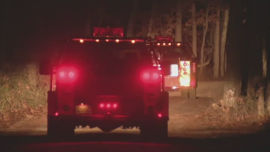 News helicopter crash kills pilot and photographer, TV station says