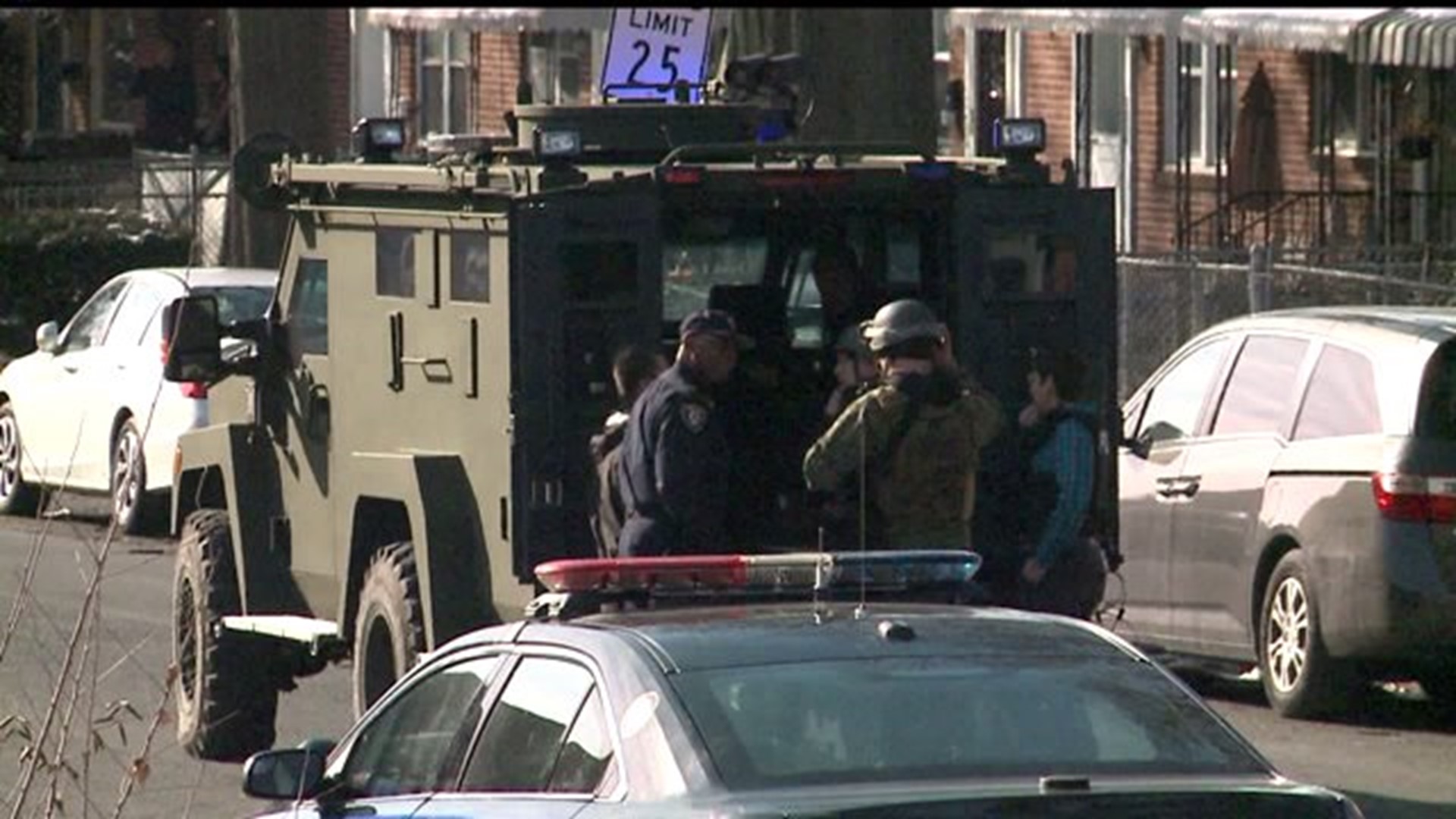 Attempted Homicide suspect dead after barricading himself inside Harrisburg home