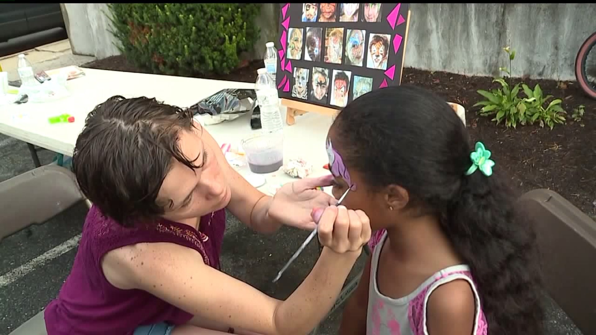Communities celebrate "National Night Out"