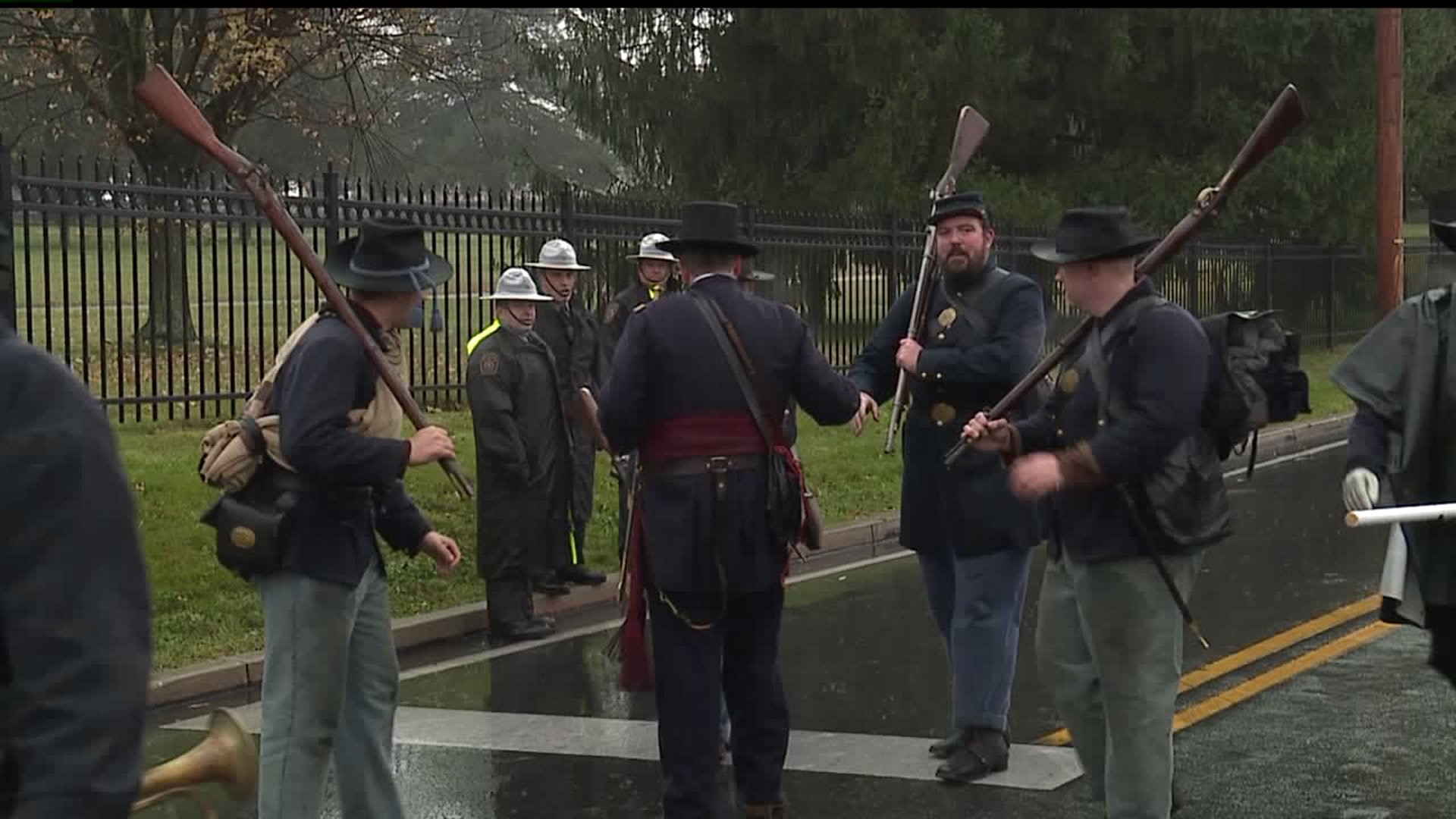Annual Remembrance Day Parade takes place despite threat in Gettysburg