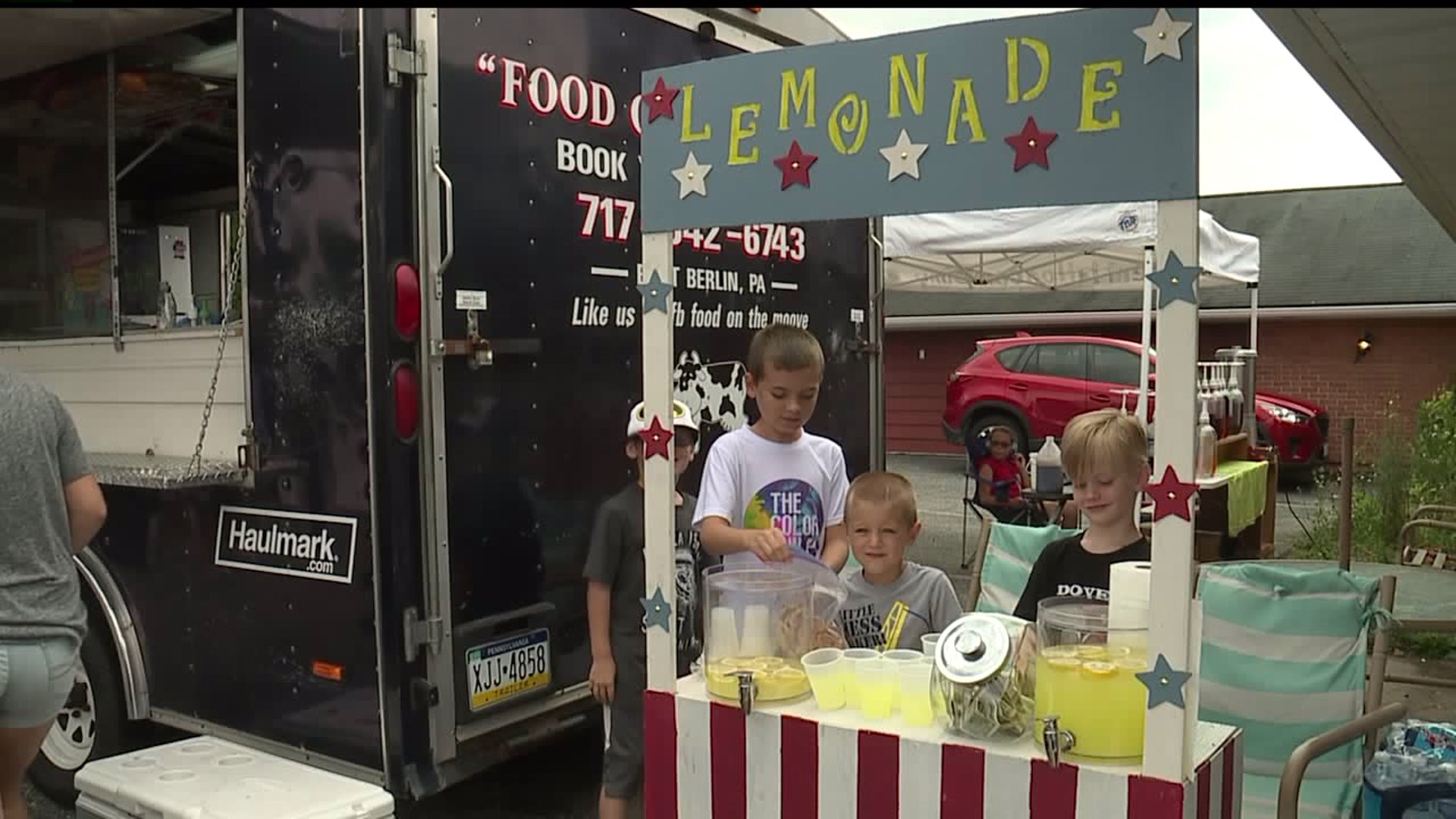 Local "Wish Kid" opens Lemonade stand; helps make wishes come true for other youngsters