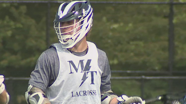 Manheim Township's Jake Laubach's lightning-fast ACL recovery stuns trainer, inspires team