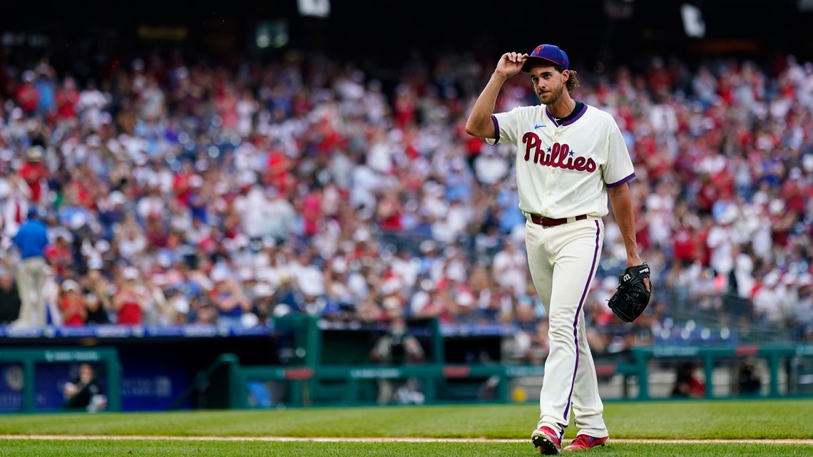 Nola lifts Phillies back over .500, beats reeling Yankees